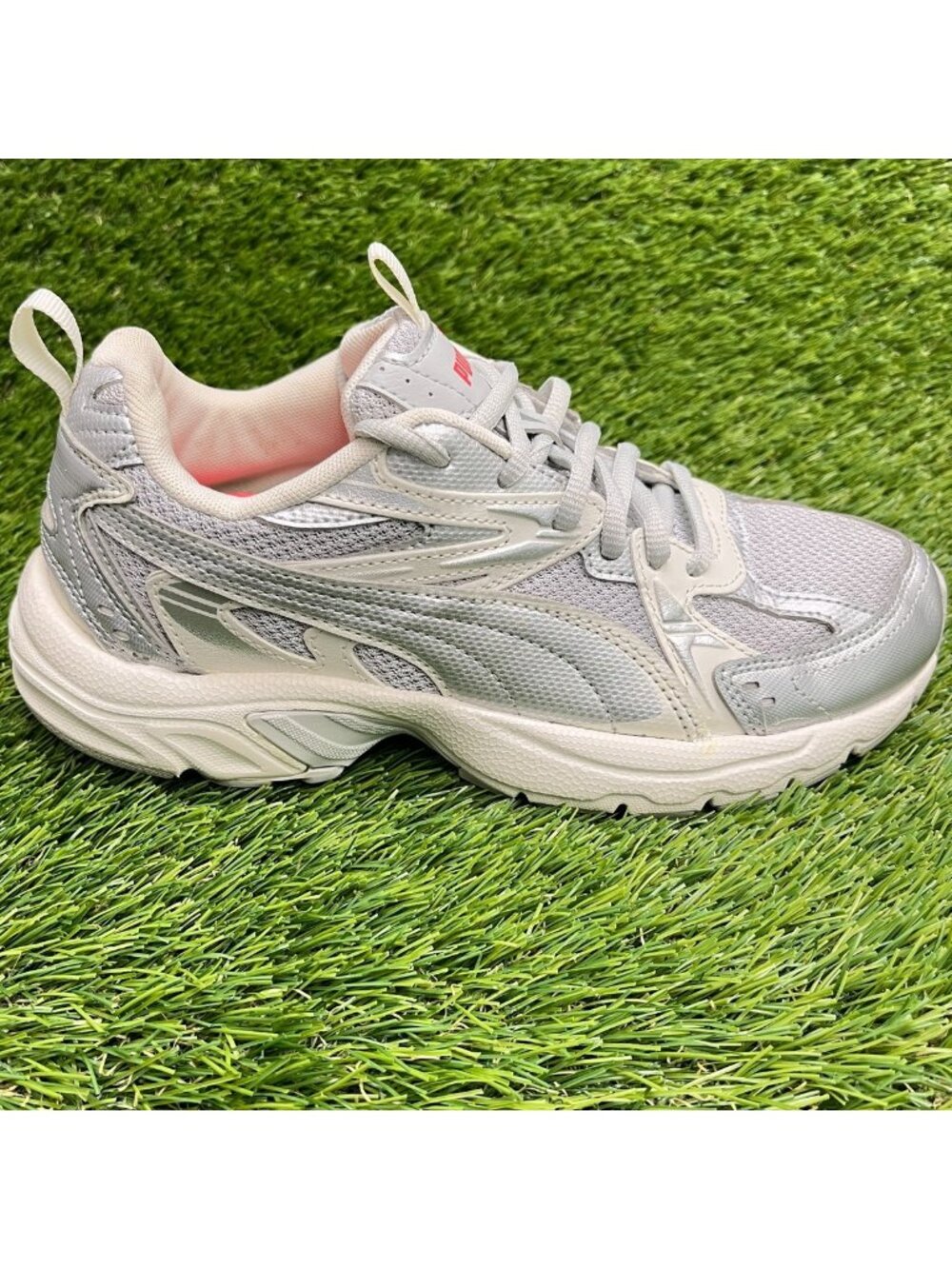 Puma Milenio Tech Womens Size 7 Silver Gray Athletic Running Shoes Sneakers